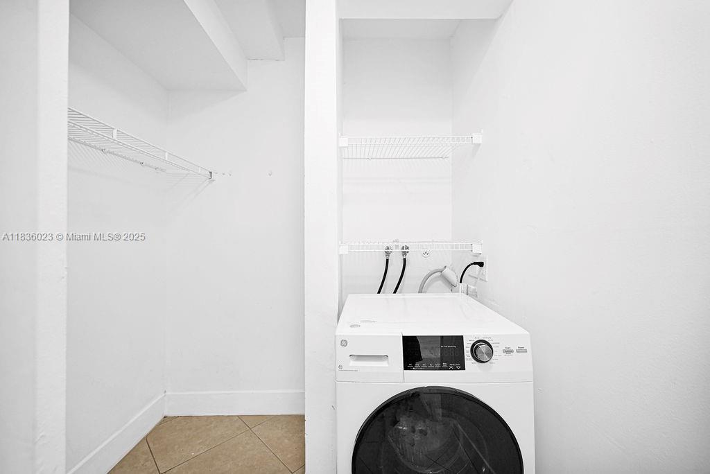 1337 Euclid Ave # 106