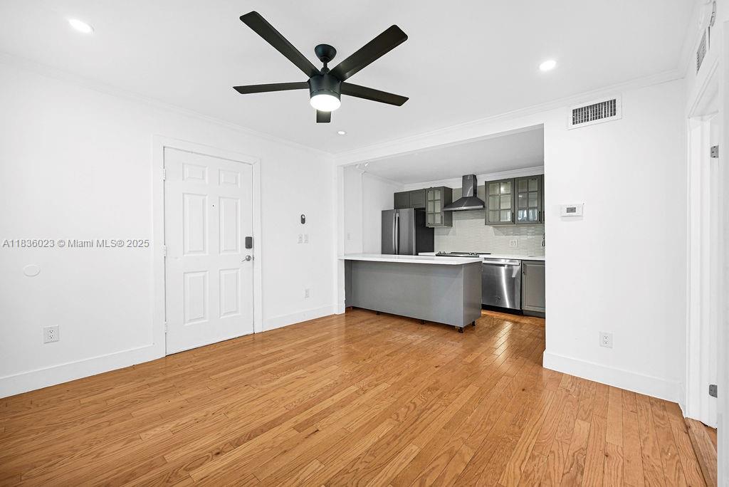 1337 Euclid Ave # 106