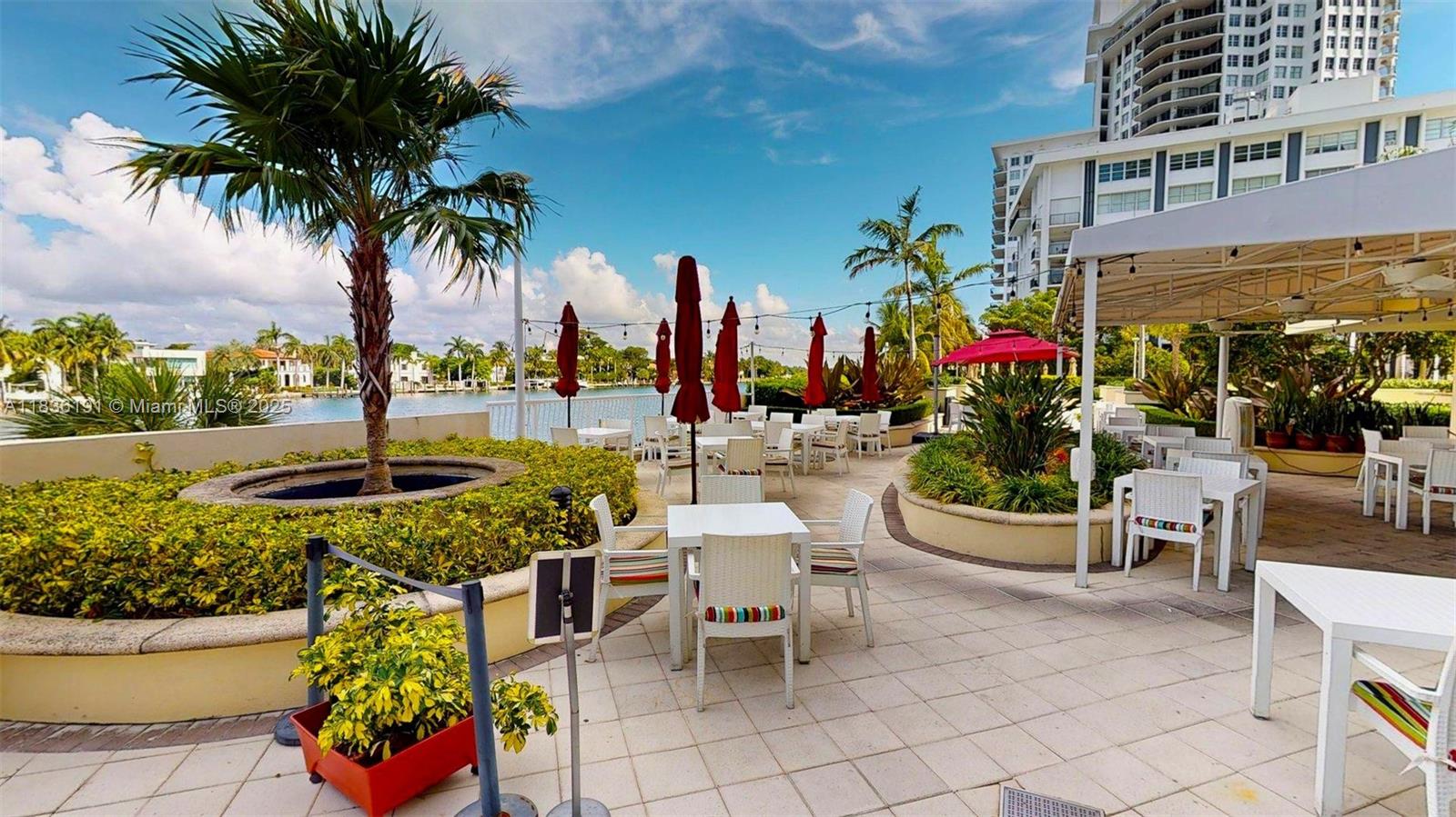 5600 Collins Ave # 10A