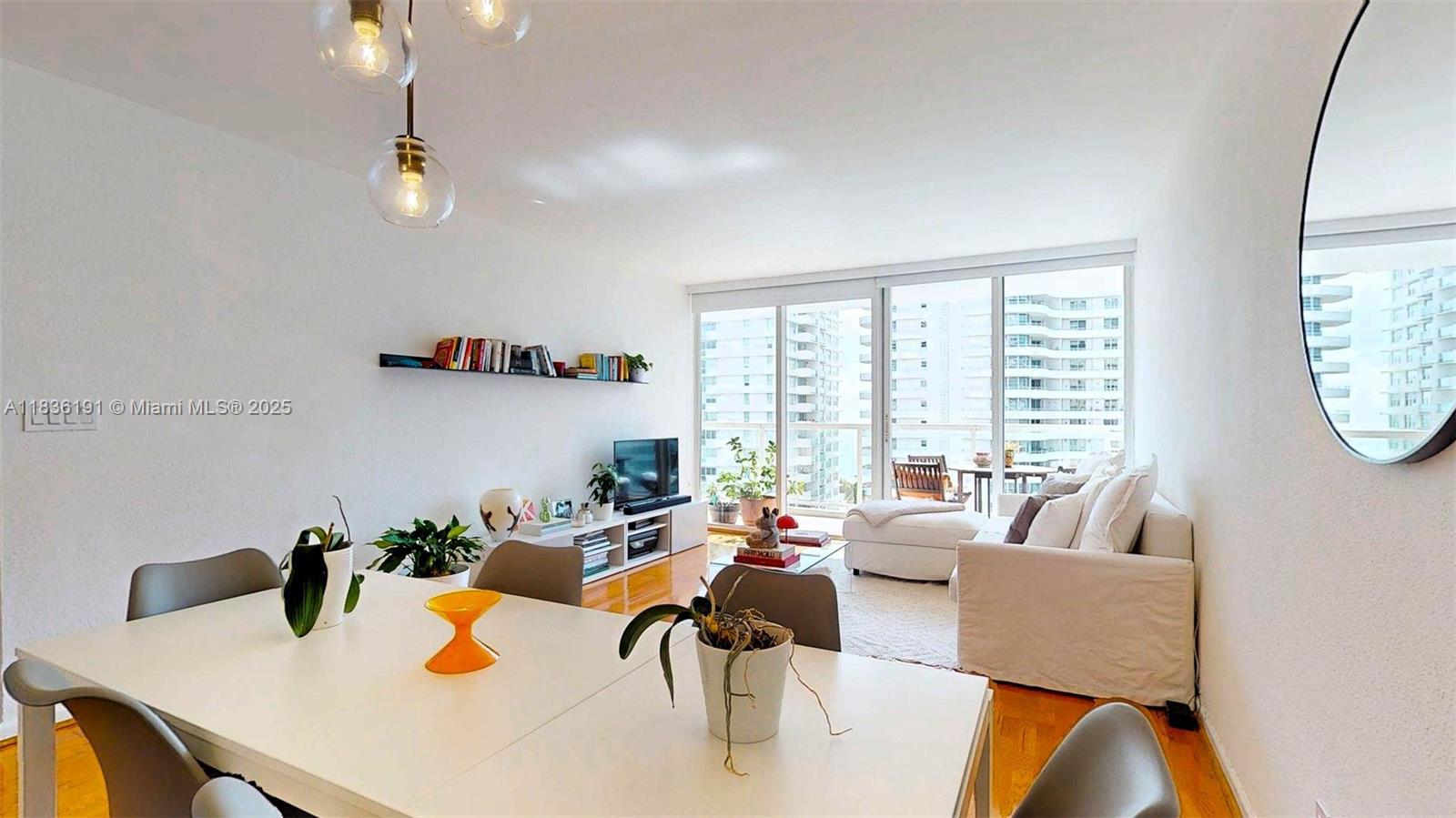 5600 Collins Ave # 10A