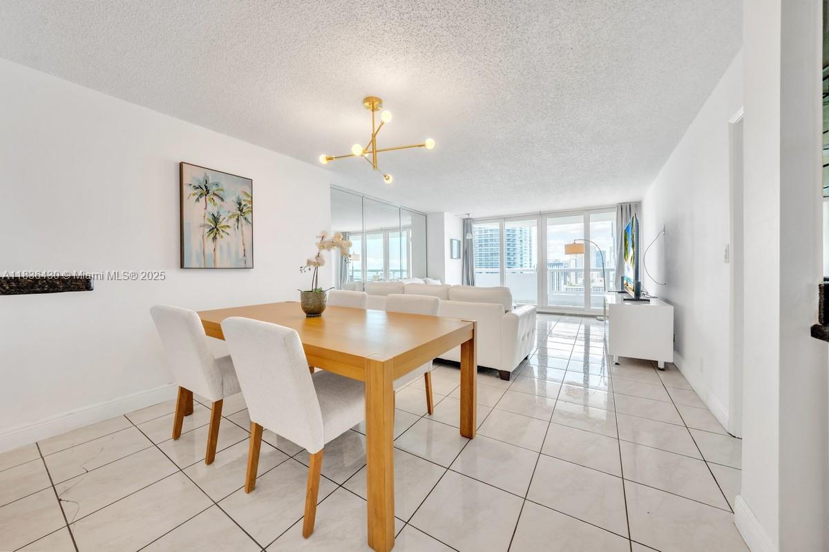 1717 N Bayshore Dr # 3237 Unit: A-3237