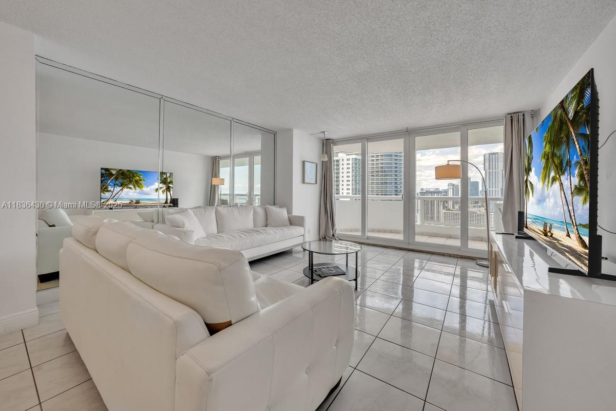 1717 N Bayshore Dr # 3237 Unit: A-3237