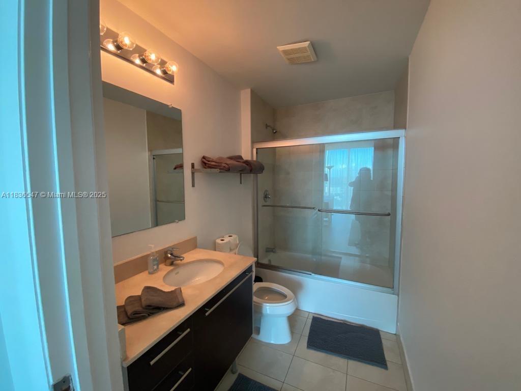 1900 N Bayshore Dr # 2314