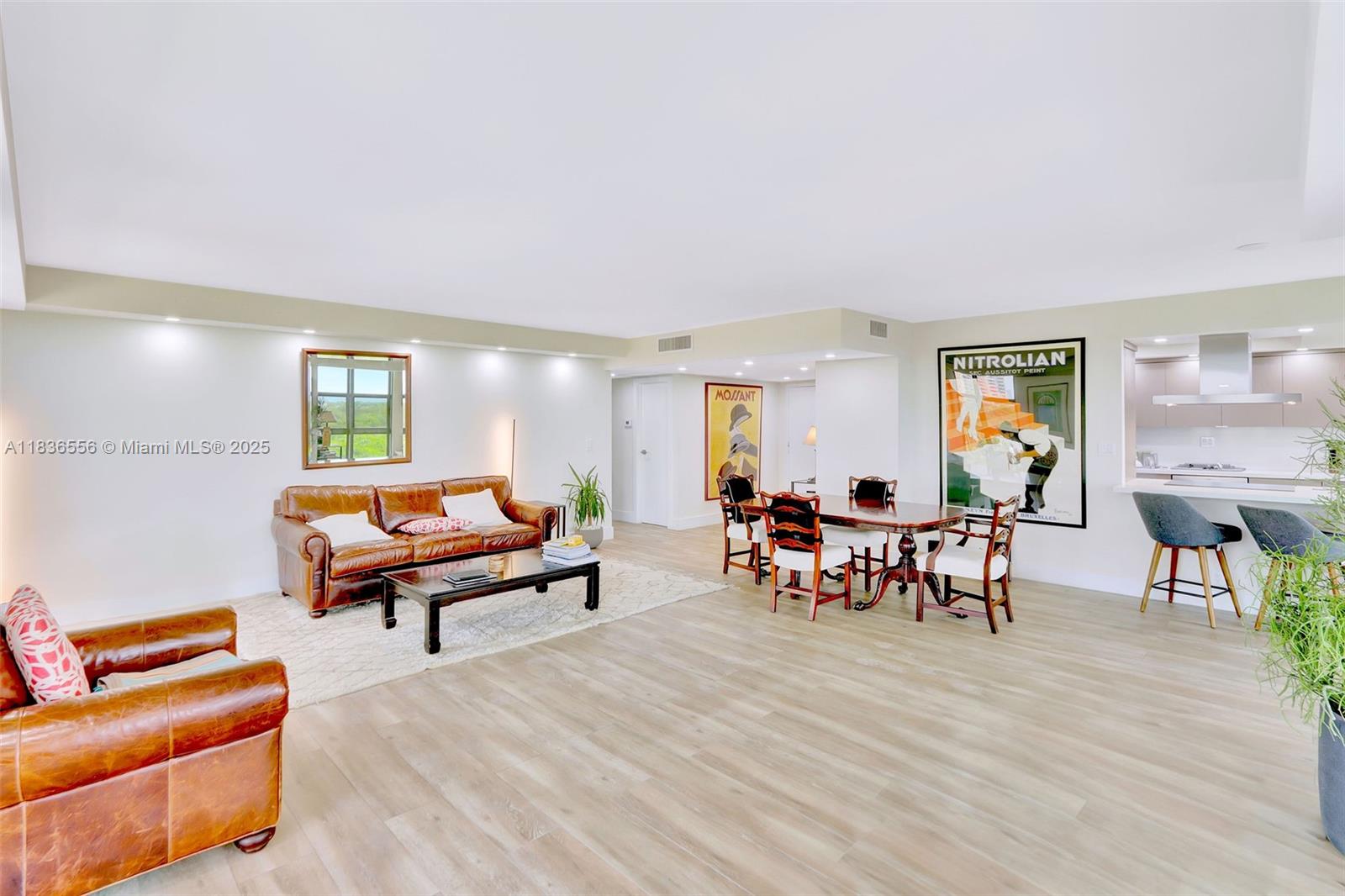 1121 Crandon Blvd # E708