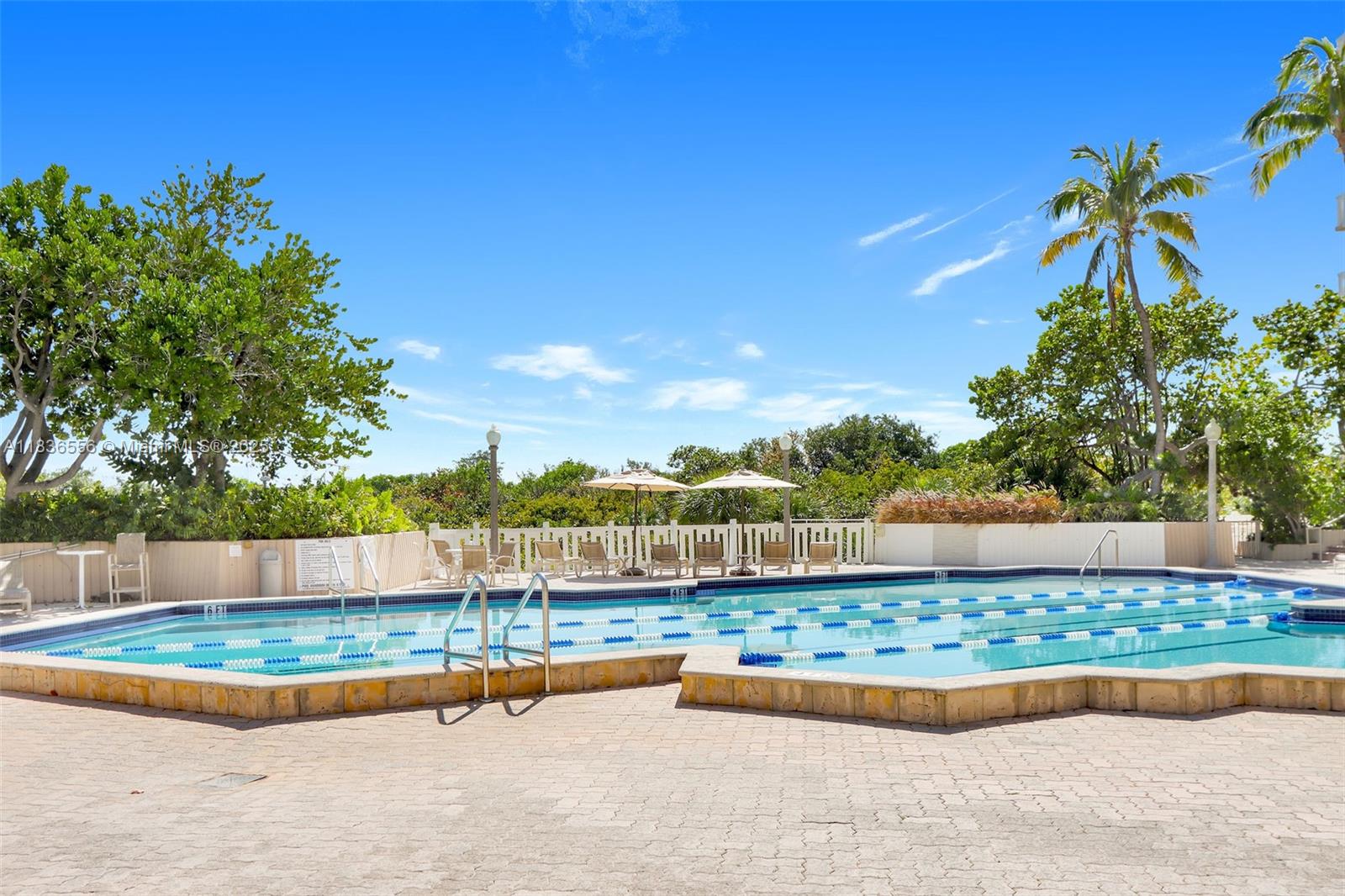 1121 Crandon Blvd # E708