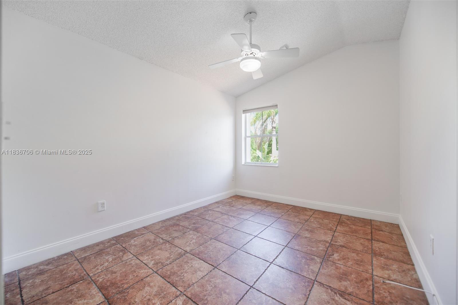 1551 Seagrape Way