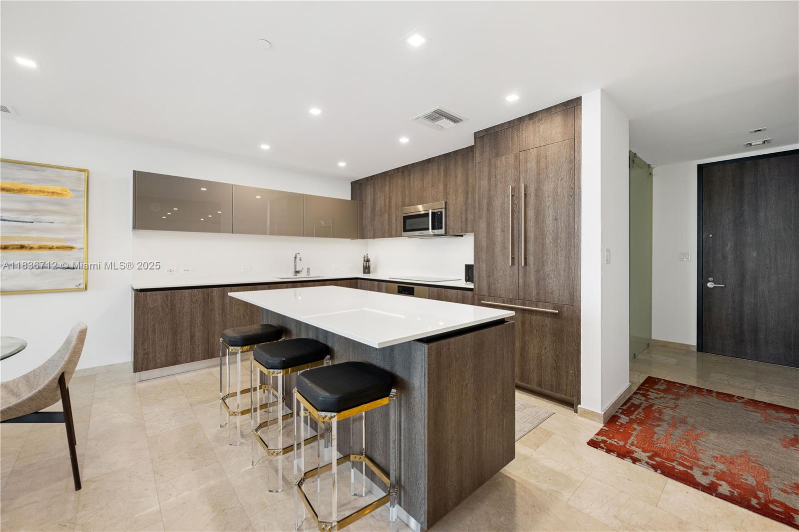 88 SW 7th St # 3004
