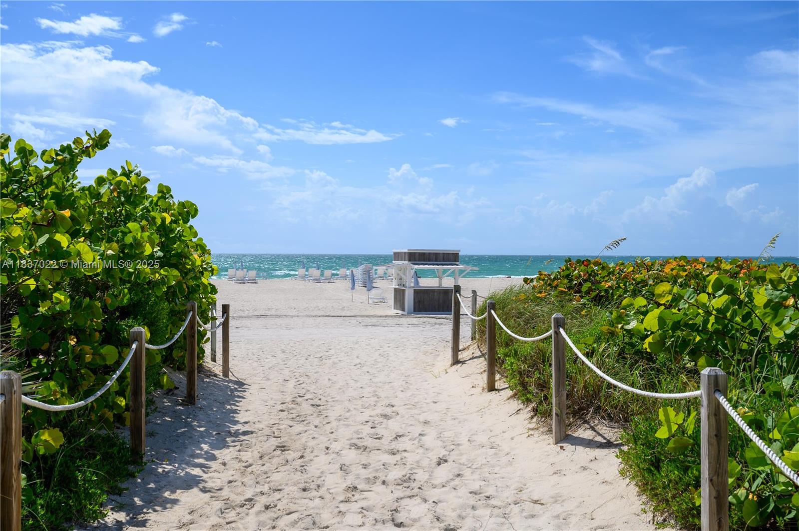 325 Ocean Dr # 206