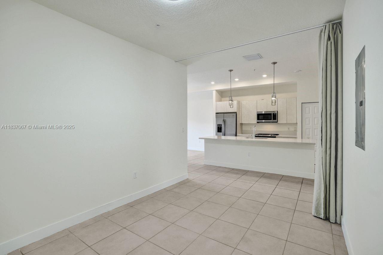 7855 NW 104th Ave # 33