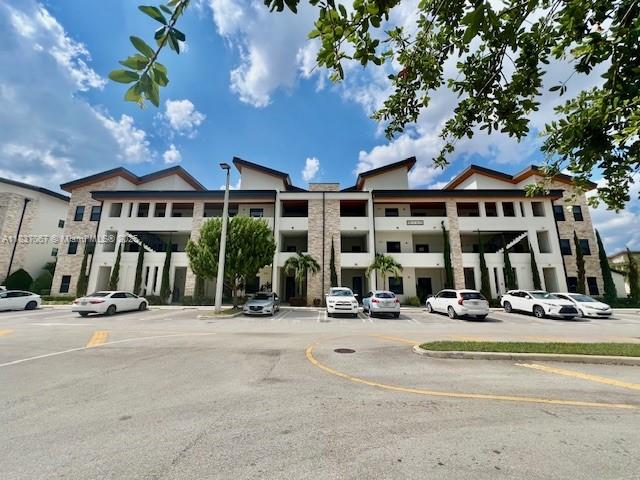7855 NW 104th Ave # 33