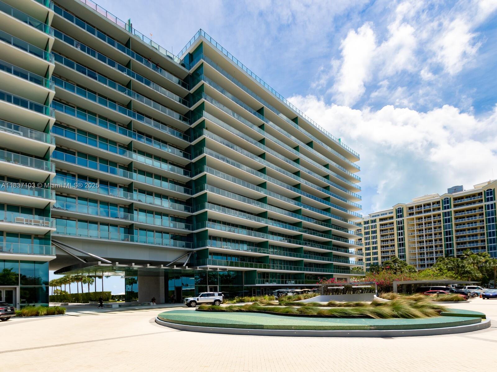 360 Ocean Dr # 606S