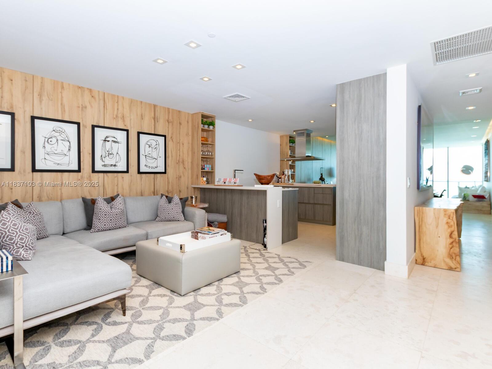 360 Ocean Dr # 606S
