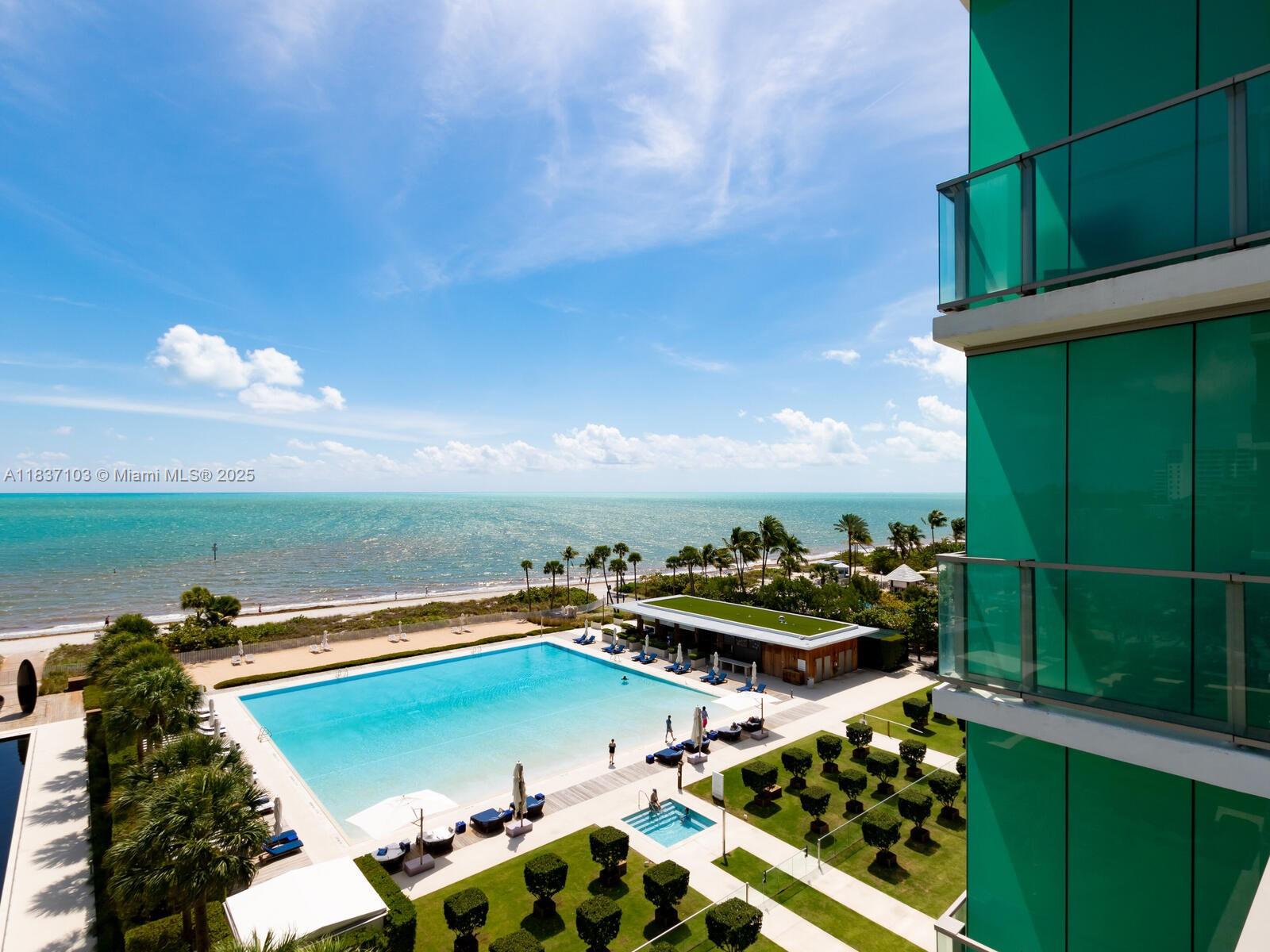 360 Ocean Dr # 606S