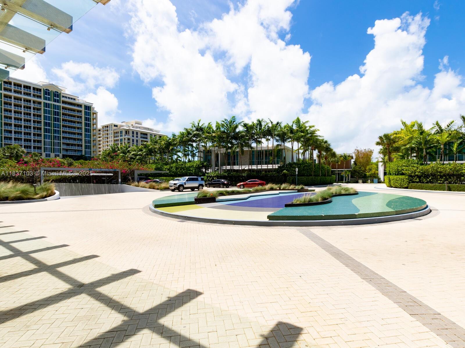 360 Ocean Dr # 606S