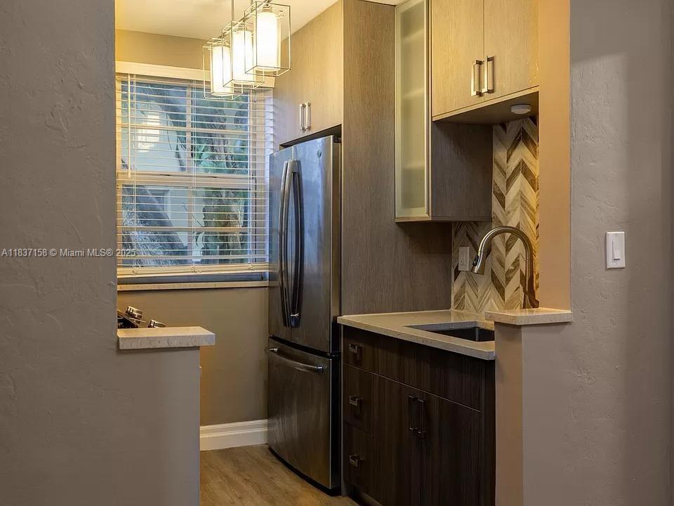 1611 Euclid Ave # 5