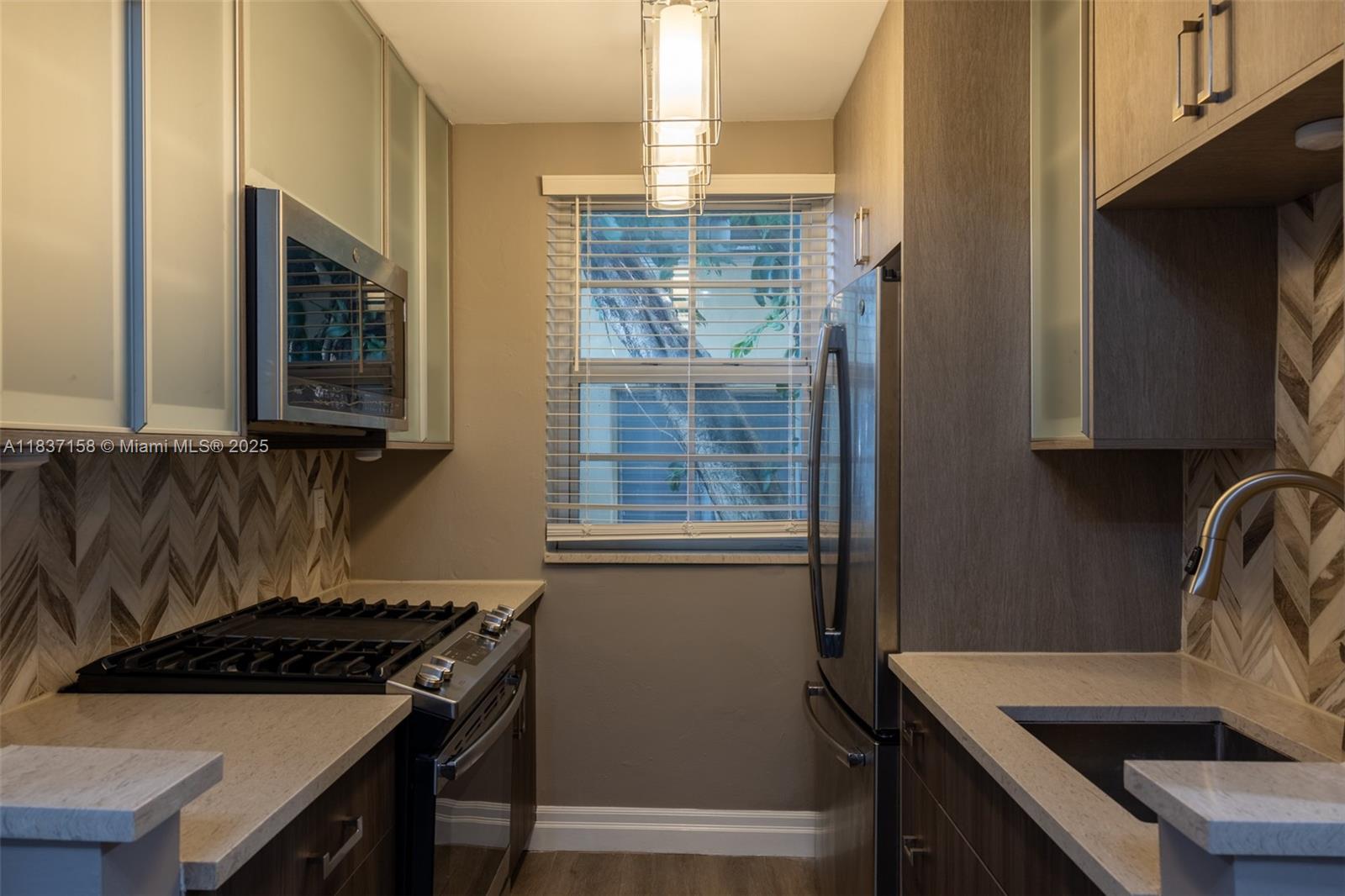1611 Euclid Ave # 5