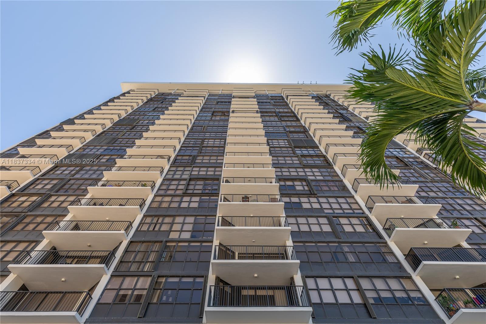 1901 Brickell Ave # B1903