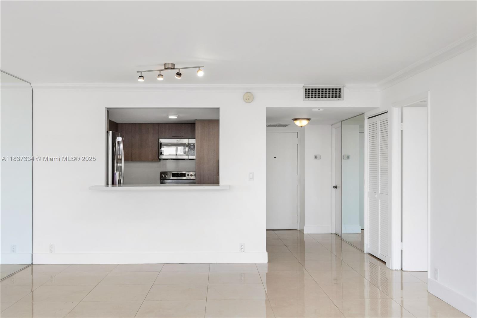 1901 Brickell Ave # B1903