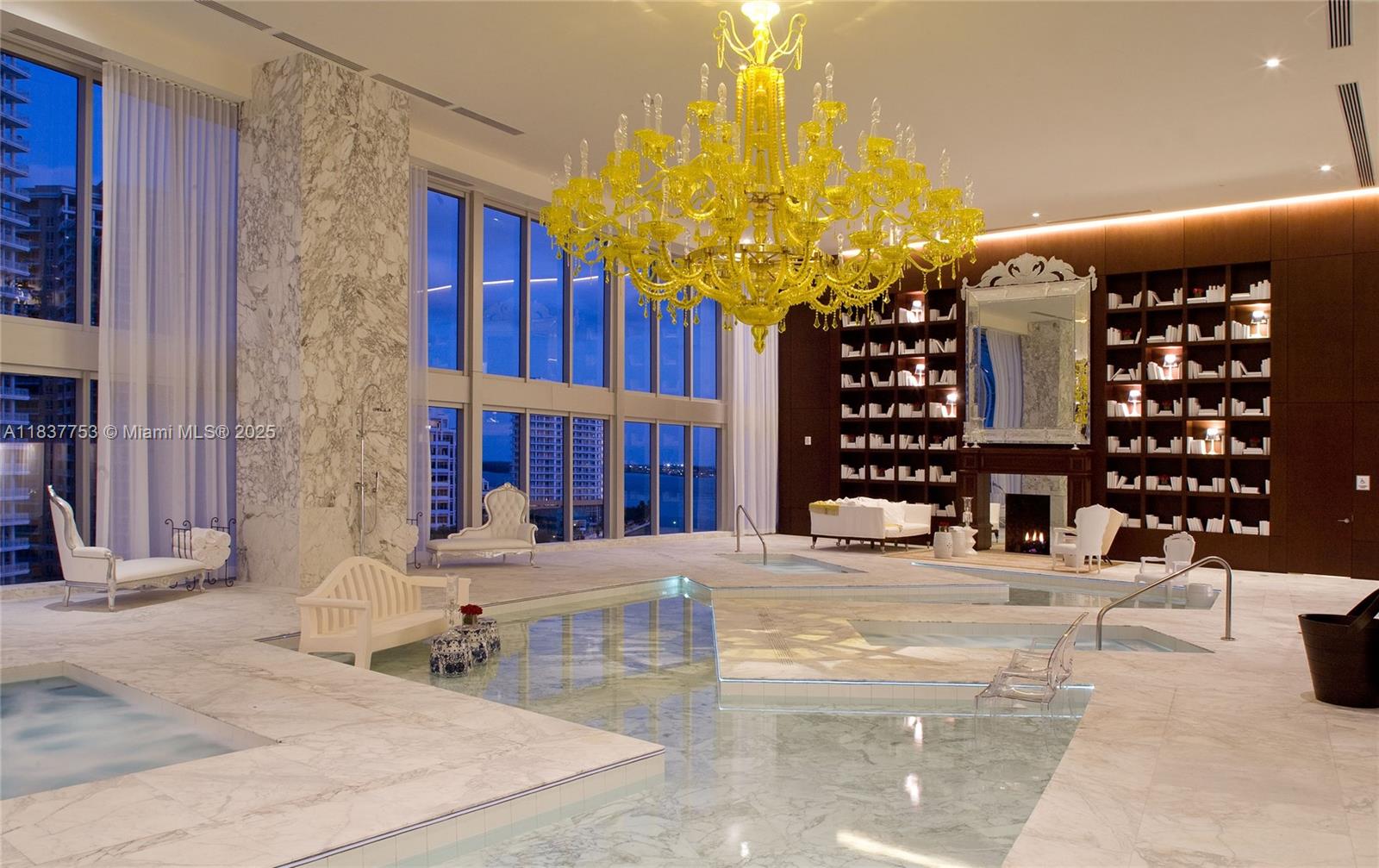 475 Brickell Ave # 2108