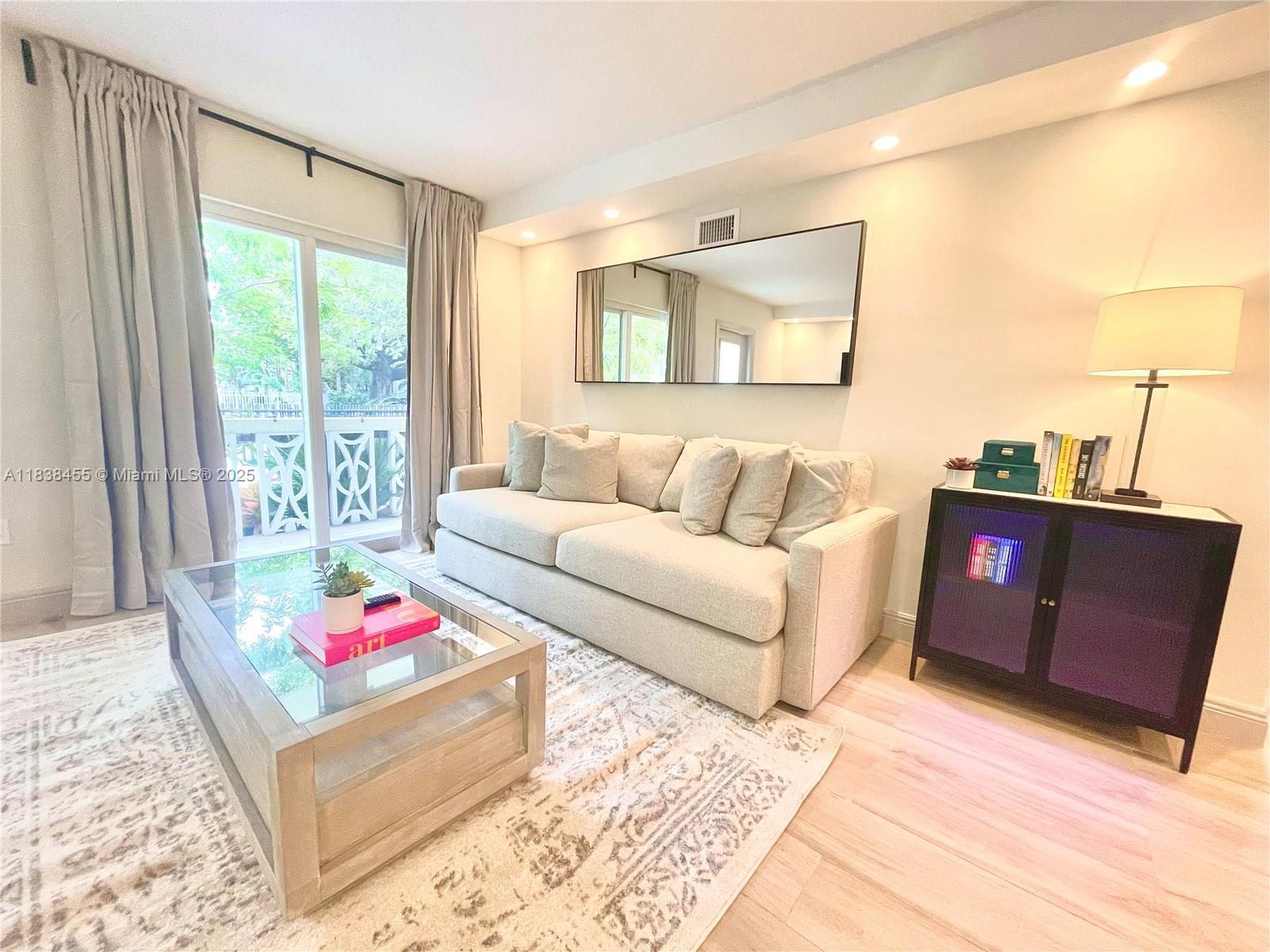 626 Meridian Ave # 1