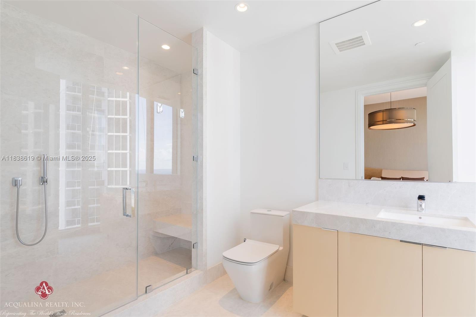 17975 COLLINS AVENUE # 1002