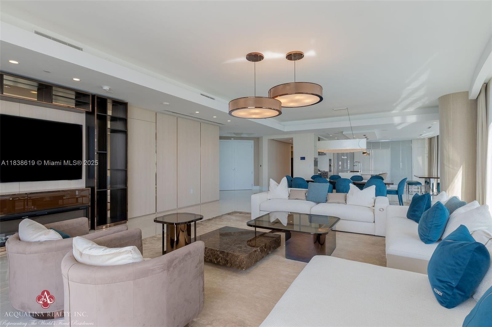 17975 COLLINS AVENUE # 1002