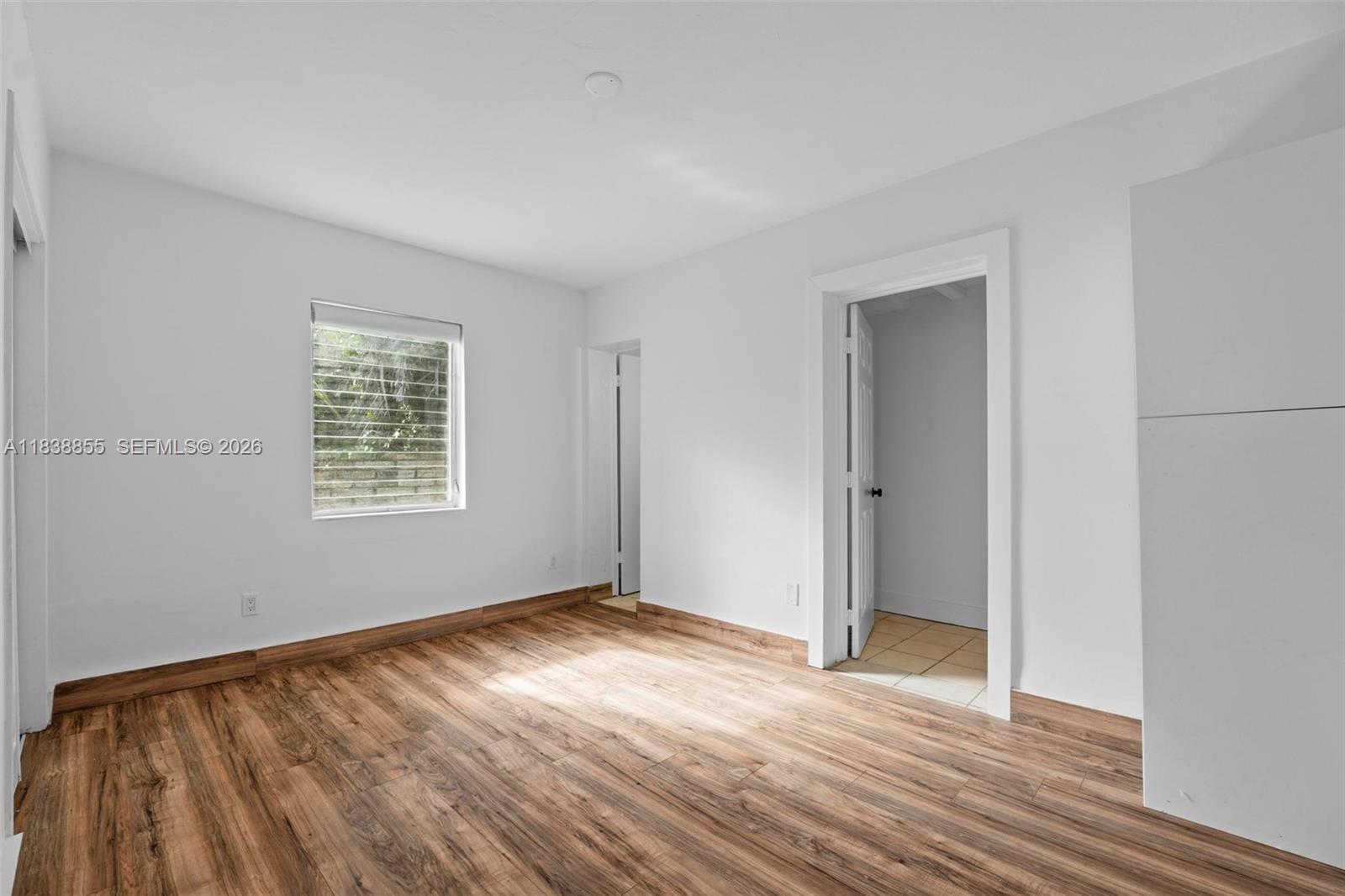 738 Fernwood Rd