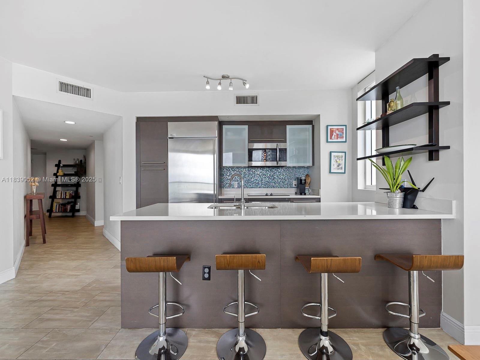 500 Brickell Ave # 2501