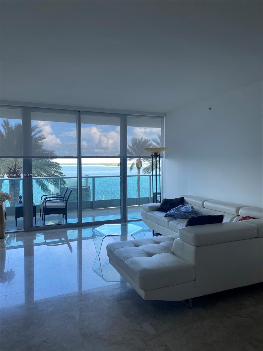 1331 Brickell Bay Dr # 905