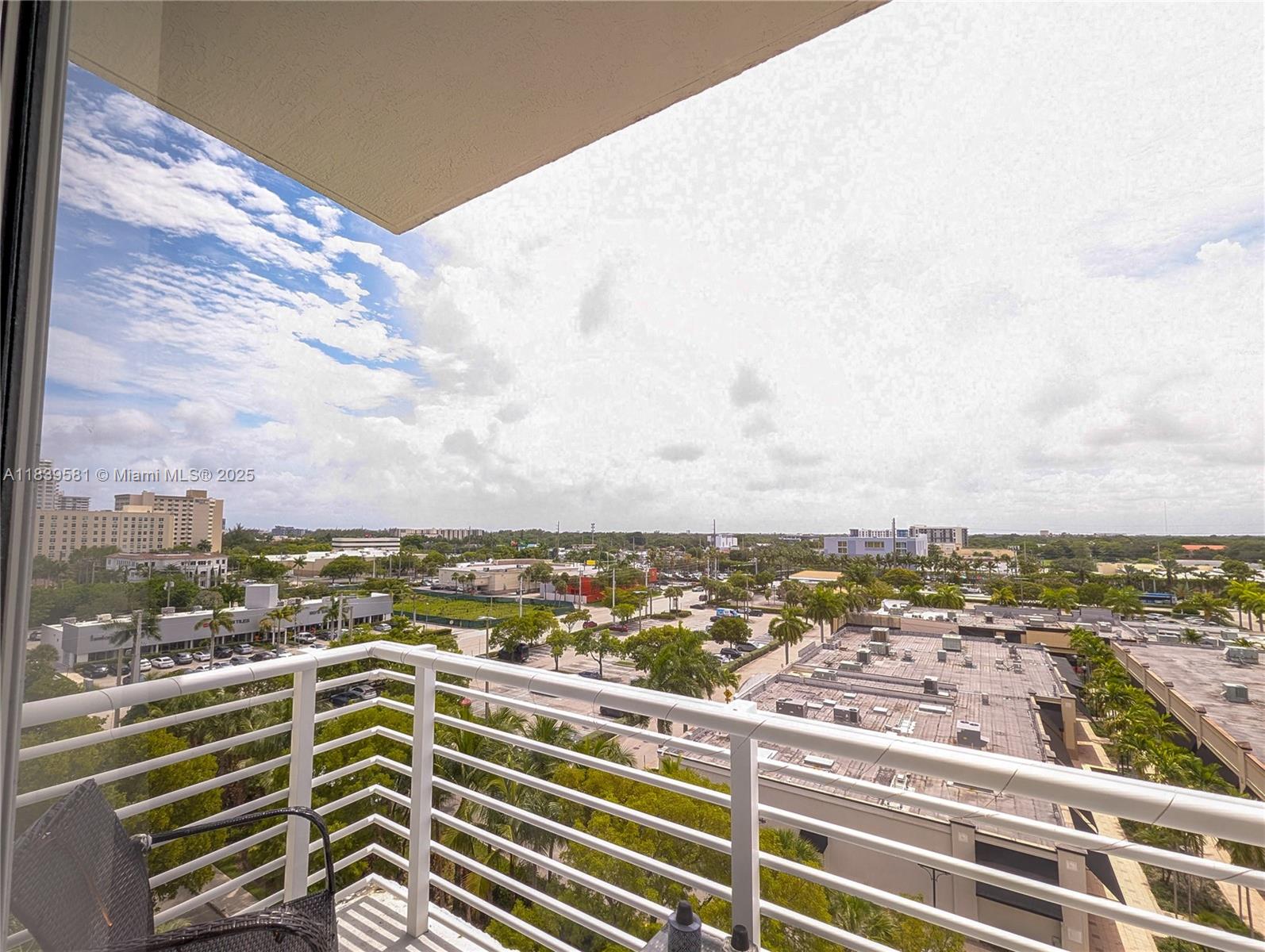 2775 NE 187th St Unit: PH10
