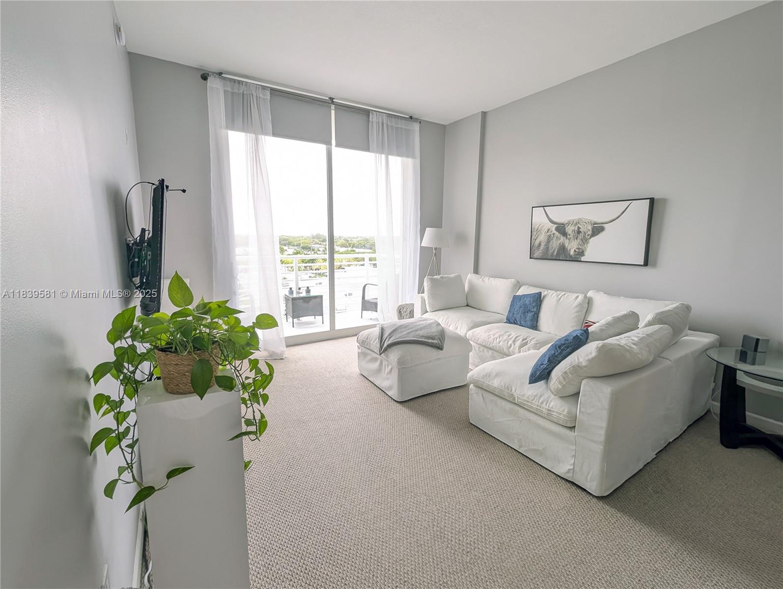 2775 NE 187th St Unit: PH10