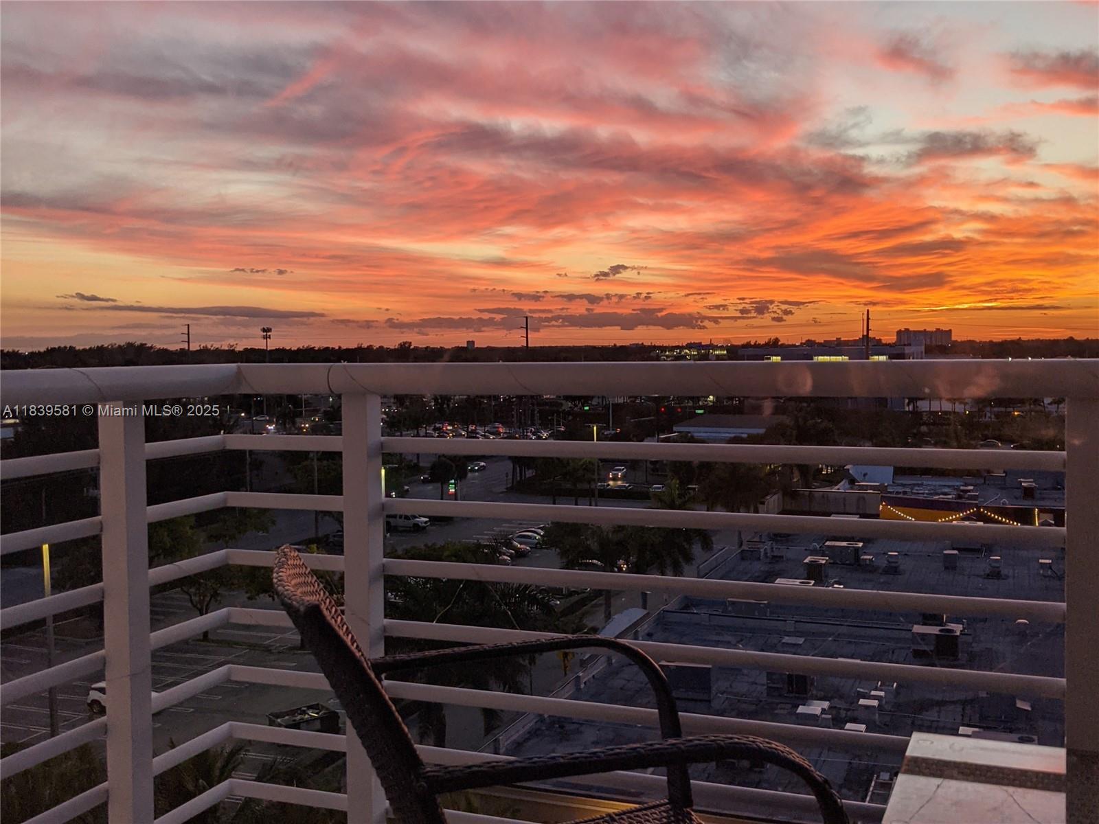 2775 NE 187th St Unit: PH10