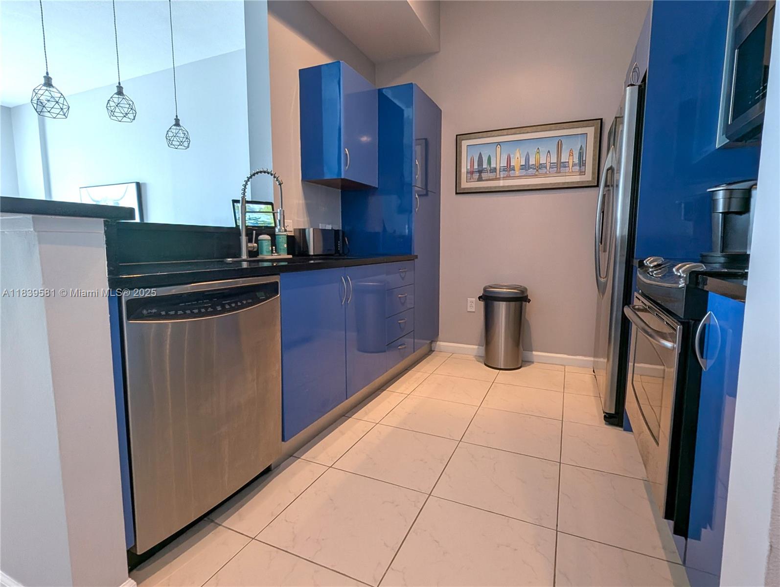 2775 NE 187th St Unit: PH10
