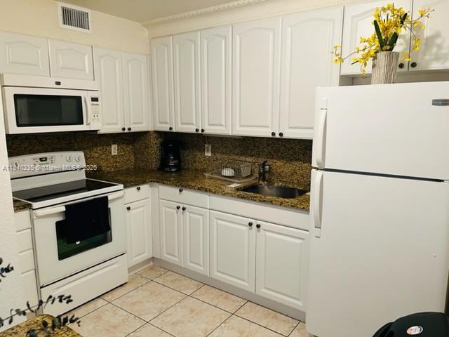 401 Golden Isles Dr # 809