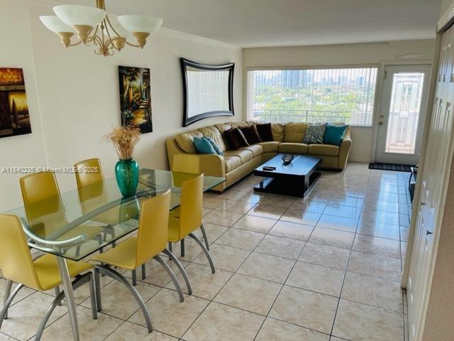 401 Golden Isles Dr # 809