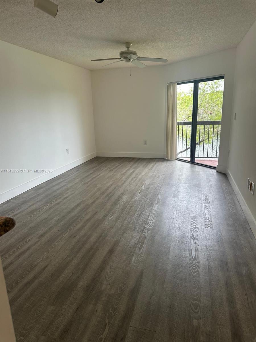 9941 Nob Hill Ln # 9941