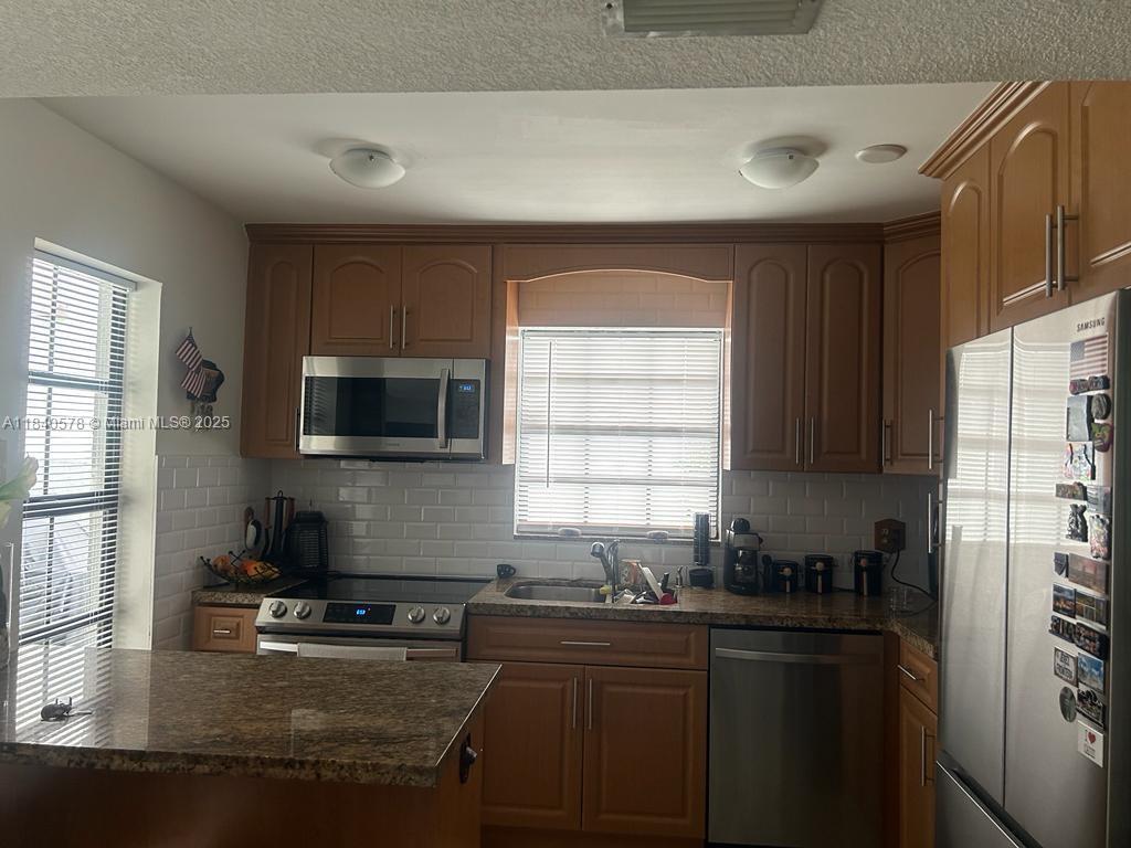 6211 SW 138th Ct # P