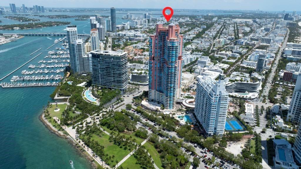 300 S Pointe Dr # 2201