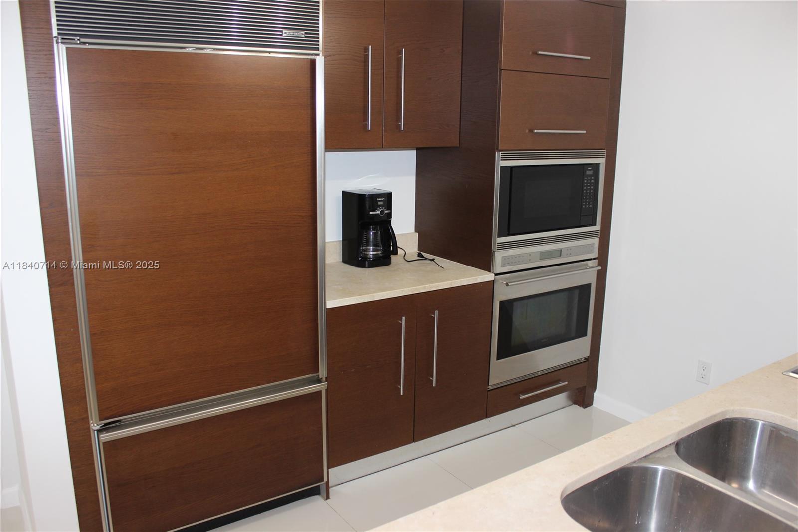 485 Brickell Ave # 4203