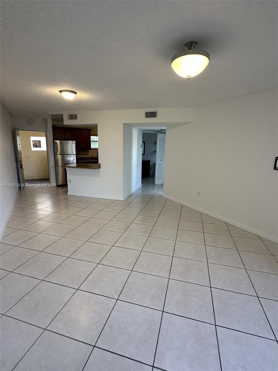8363 Lake Dr # 301
