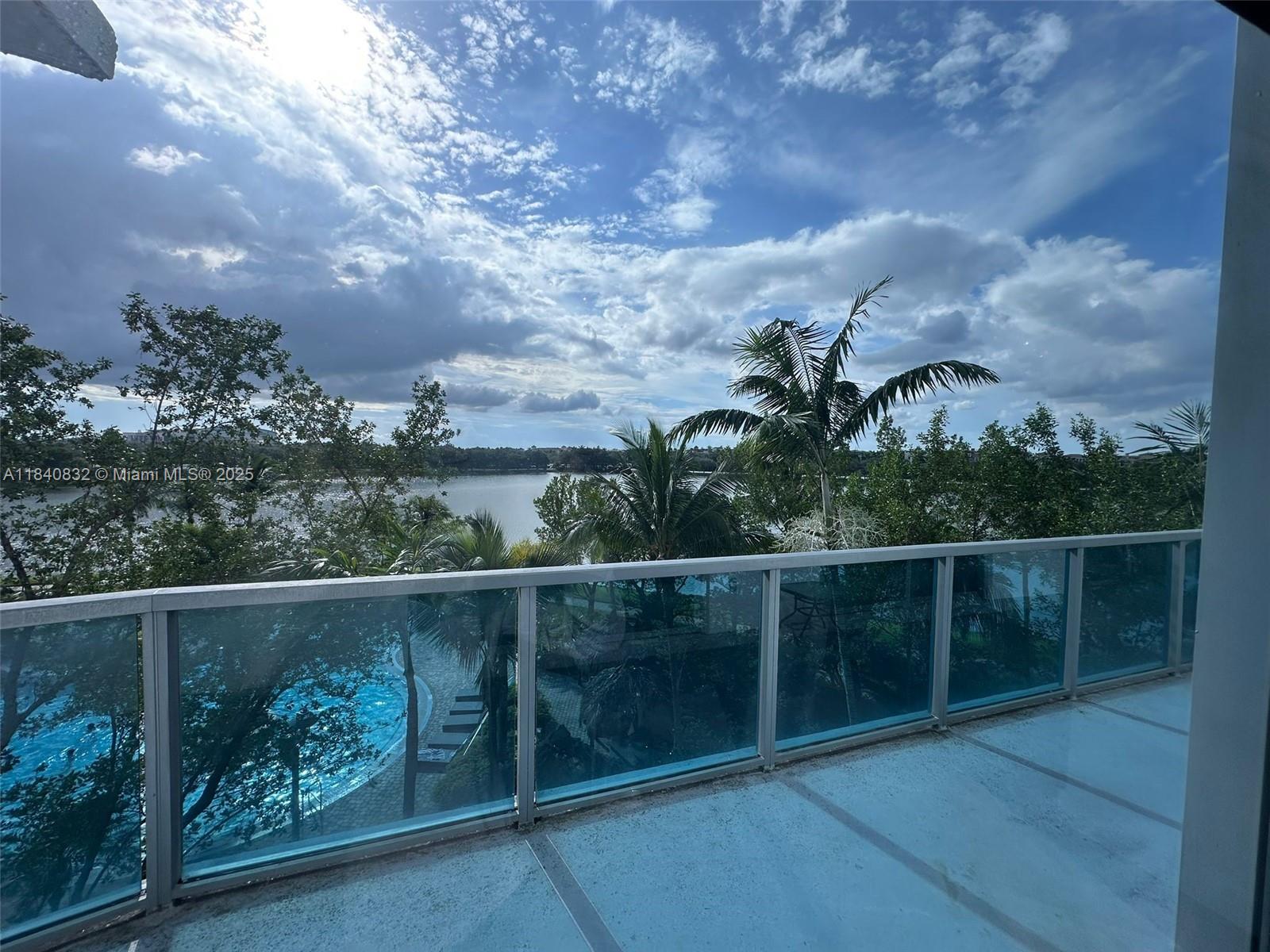 2641 N Flamingo Rd # 404N