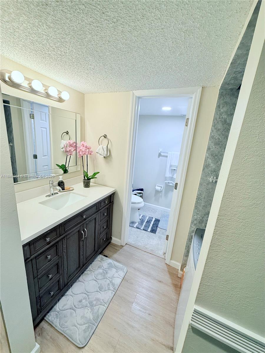 1566 SE Royal Green Cir # 203, Port St. Lucie Unit: 203