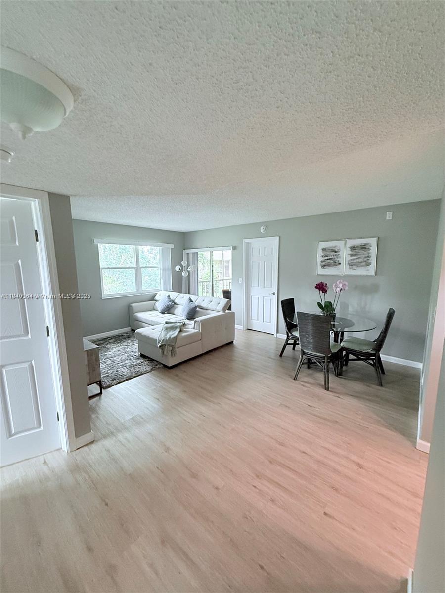 1566 SE Royal Green Cir # 203, Port St. Lucie Unit: 203