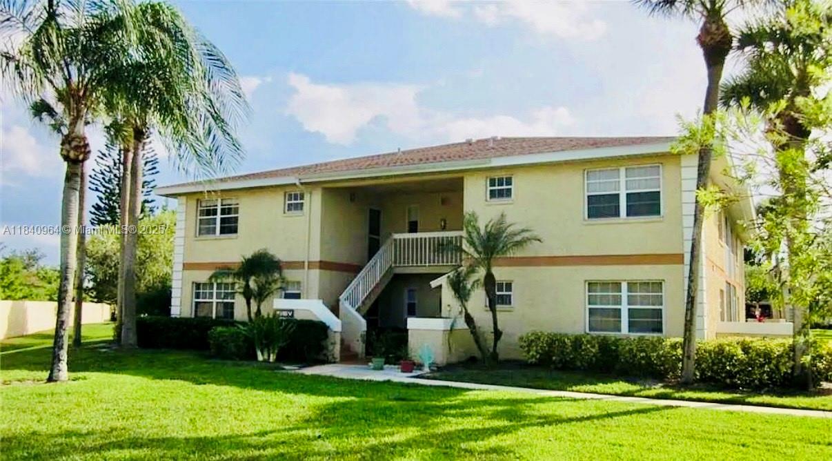 1566 SE Royal Green Cir # 203, Port St. Lucie Unit: 203
