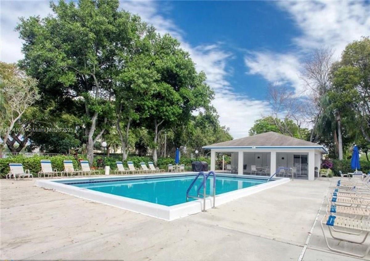 1000 E Cypress Dr