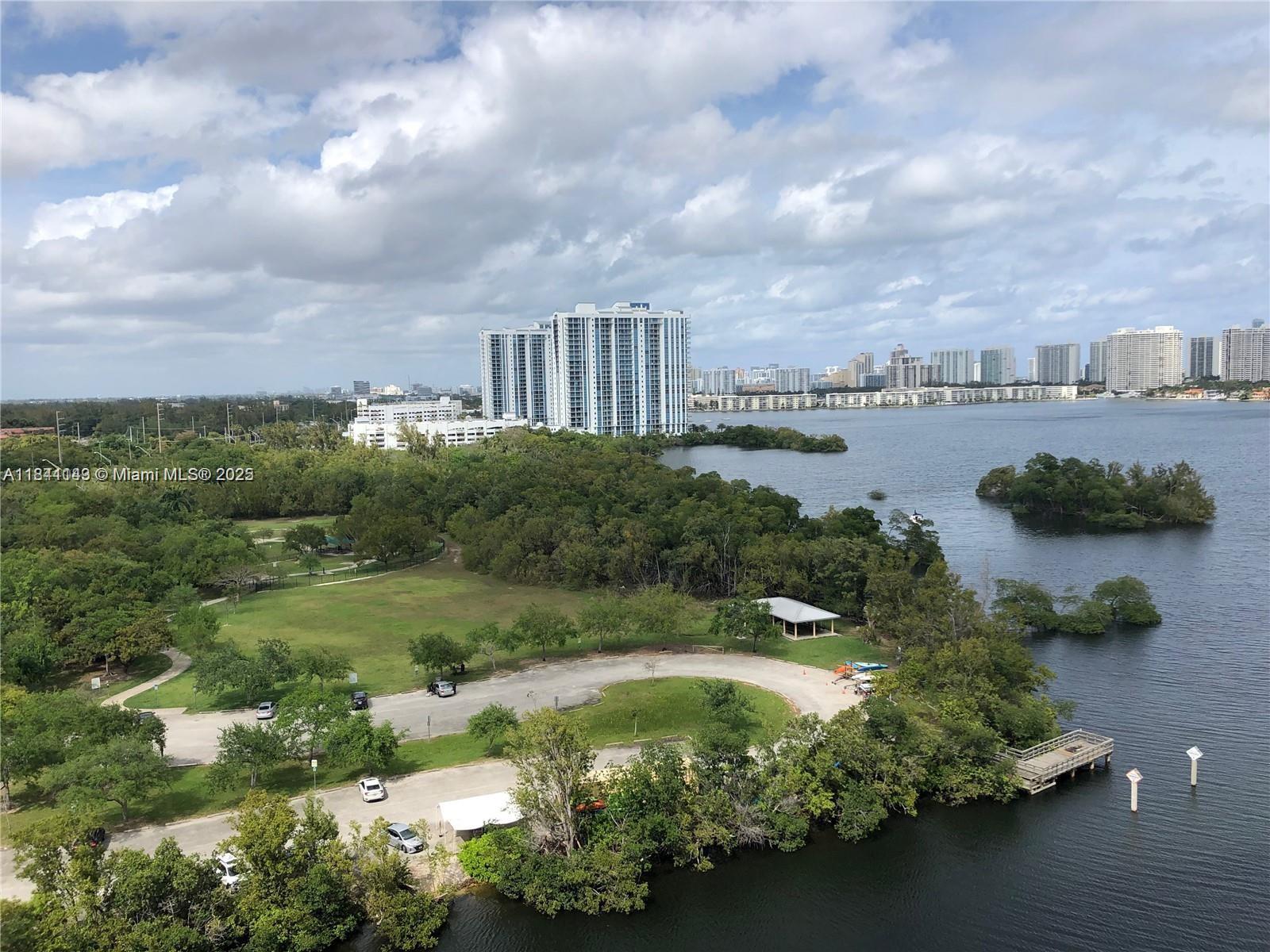 16385 Biscayne Blvd # 1205