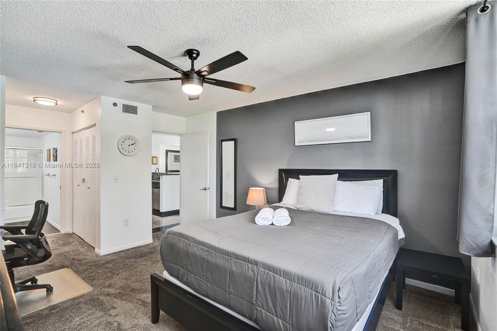 19701 E Country Club Dr # 5306