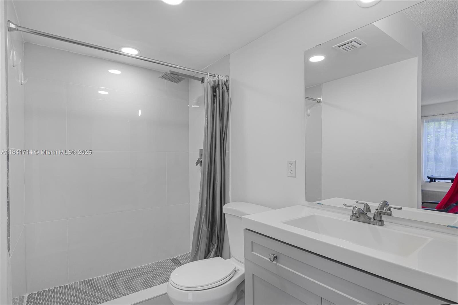 555 NE 123rd St # A Unit: 218-A