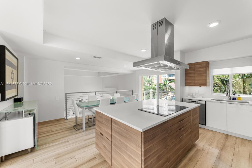 100 Jefferson Ave # 10019