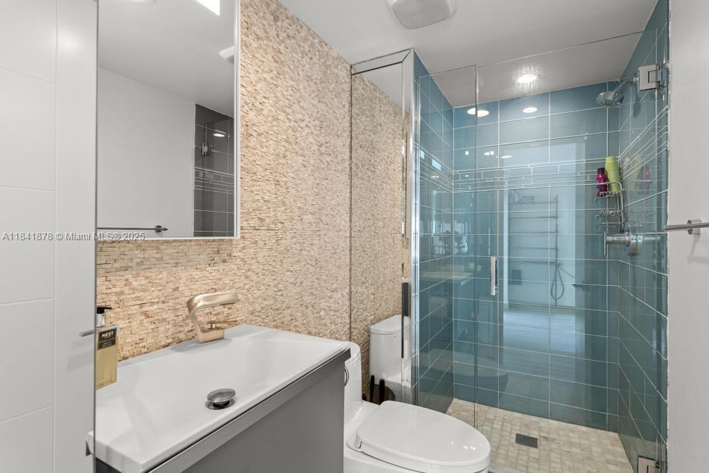 100 Jefferson Ave # 10019